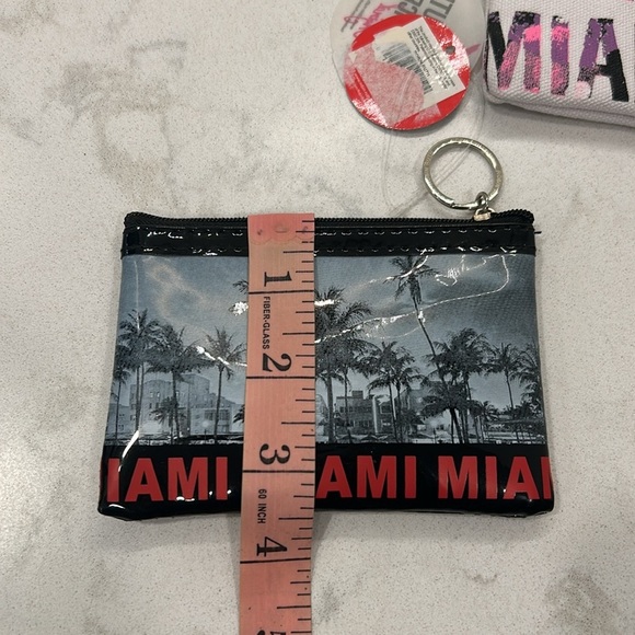 Robin Ruth White and Pink Miami Crossbody Bag & Coin Purse NWT - Picture 9 of 12